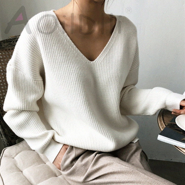 Shonlo | V-Neck Minimalist sweaters 