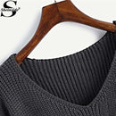 Shonlo | V-neckline Twist Front Sweater 